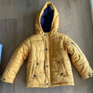 Oshkosh little boy’s winter jacket, size 5T